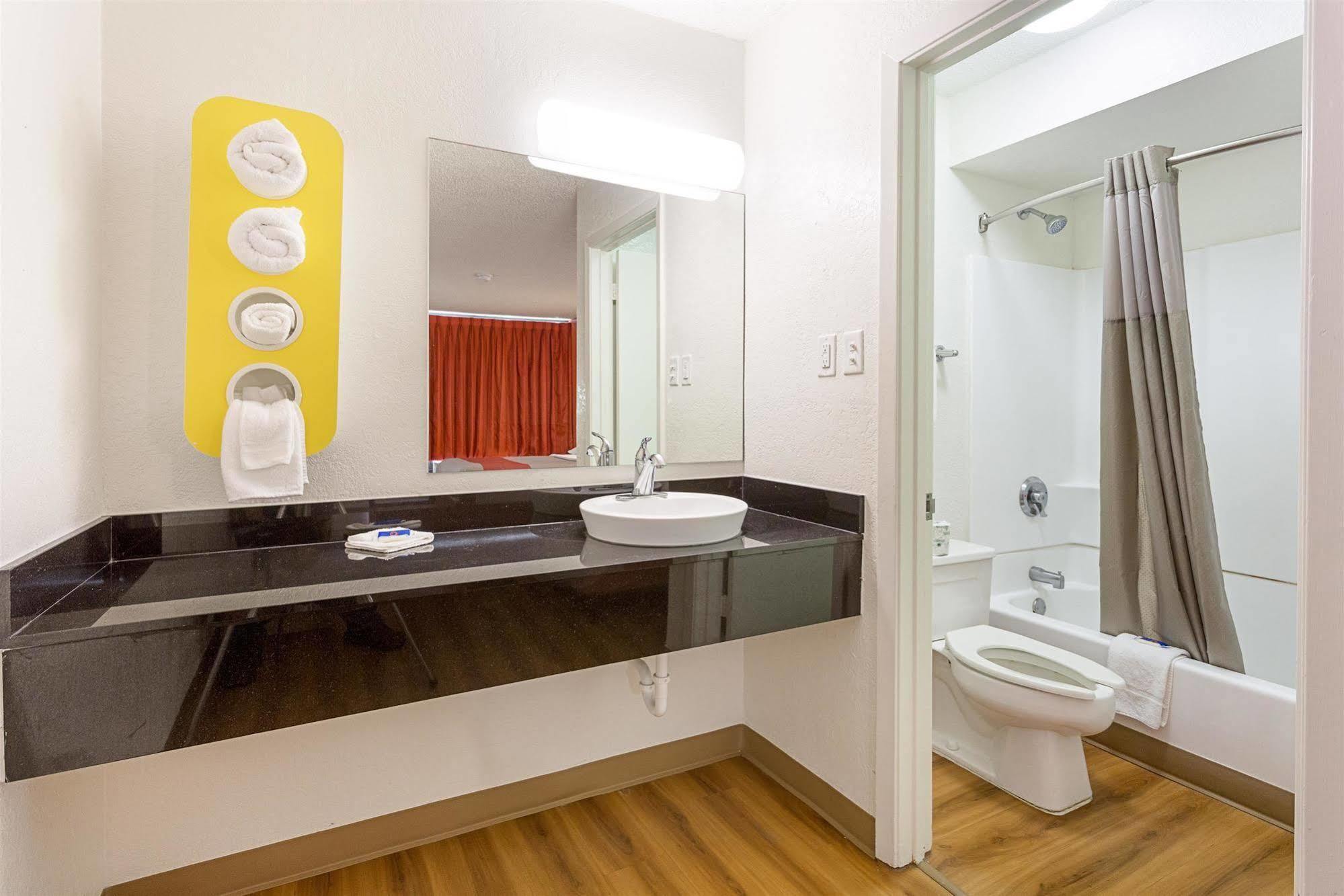 Motel 6 Baton Rouge Southeast Prairieville Dış mekan fotoğraf